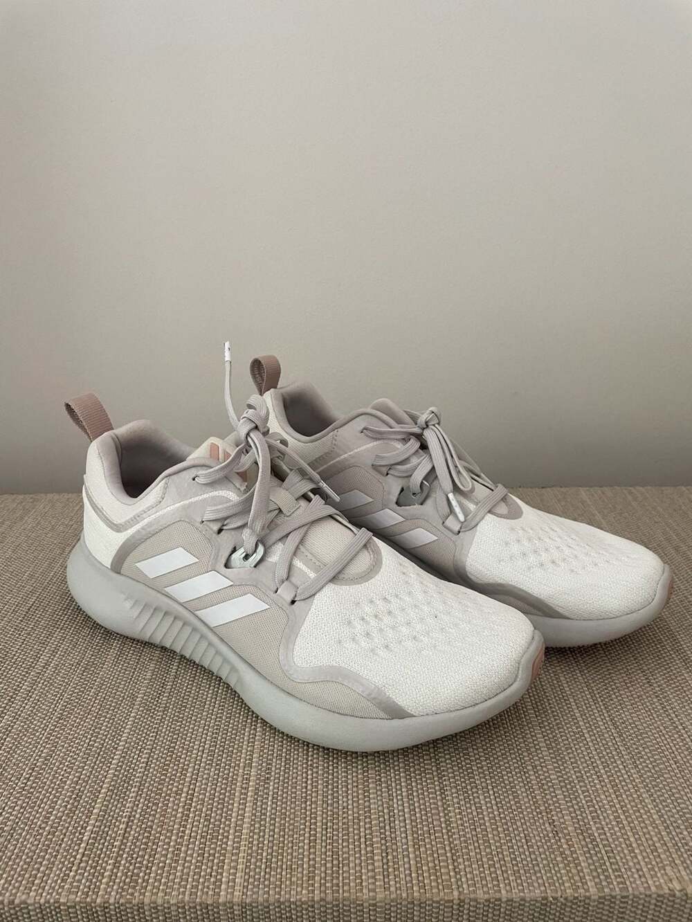 Adidas EdgeBounce White and Tan Running Tennis Shoes
